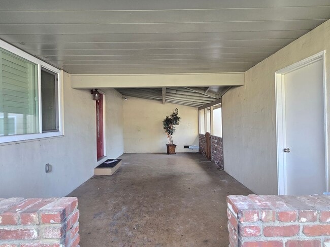 Photo - Large Campbell Home, Remodeled Inside, Gorgeous Kitchen, Large Master Suite, A/C, Beautiful Yards!