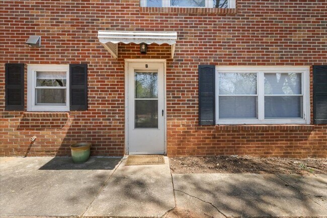 Photo - 415 Mountain View Rd Unidad B