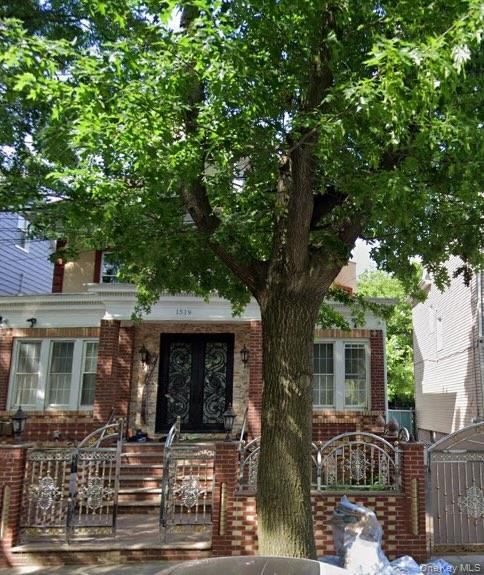 Building Photo - 1519 Roselle St Unit 2