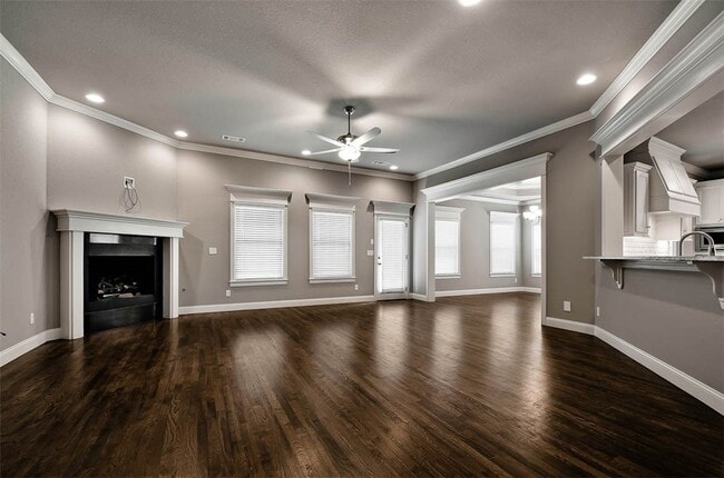 Photo - 703 SE Fullerton St