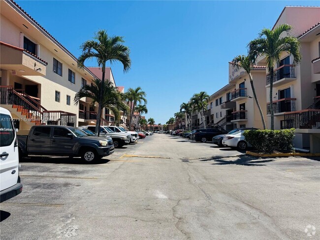 Building Photo - 5650 W 26th Ct Unit 206 Rental