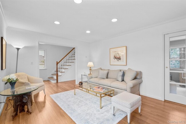 52 Wendt Ave