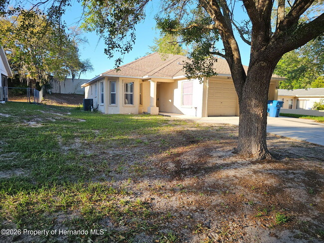 Photo - 7477 Canterbury St