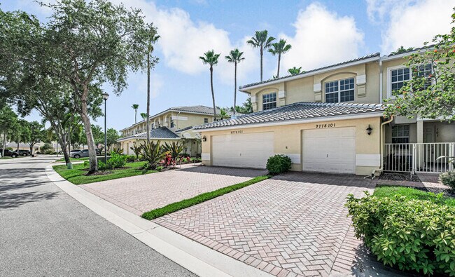 Photo - 9778 Bowline Dr Unit 201
