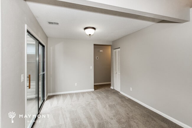 Photo - 228 Jadetree Dr