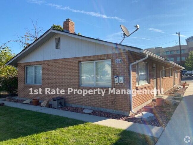 Building Photo - 624 NW 1st St Unit B Rental
