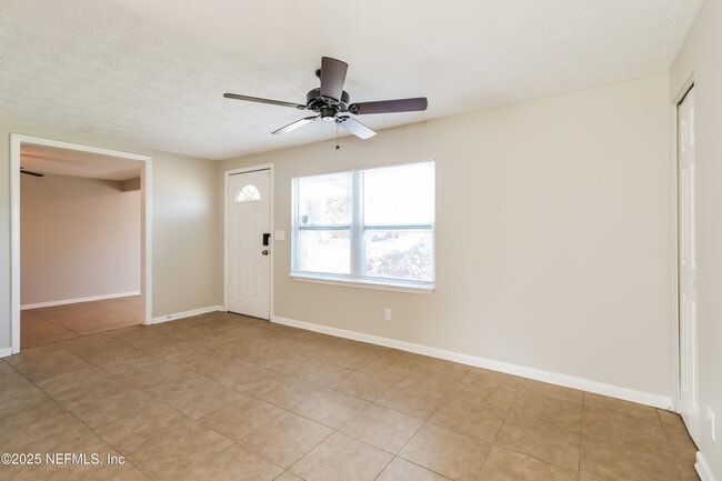 Photo - 8360 Red Holly Ln