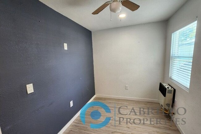 1307 Division St Unit AA