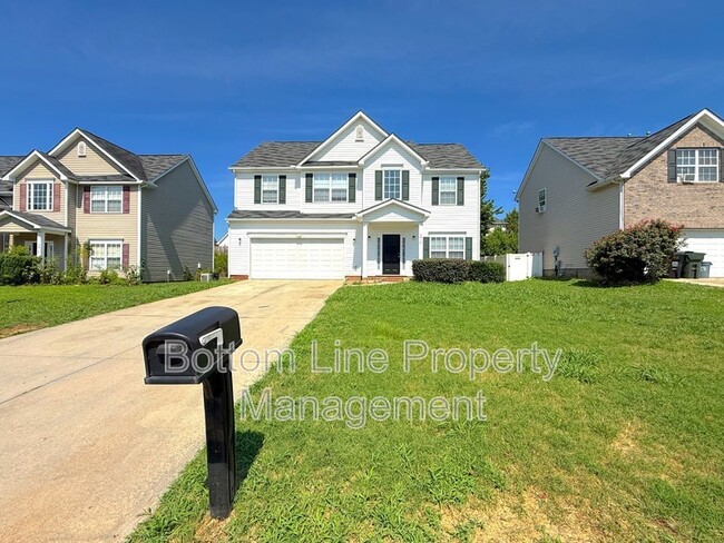 Building Photo - 2910 Watercrest Dr NW