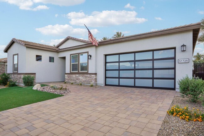 Photo - 51725 Pinnacle Vis Dr