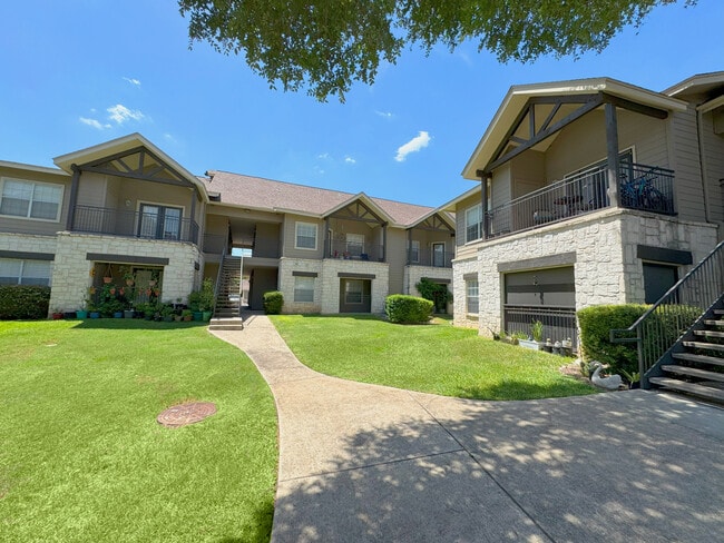 Photo - Elm Hollow Apartments