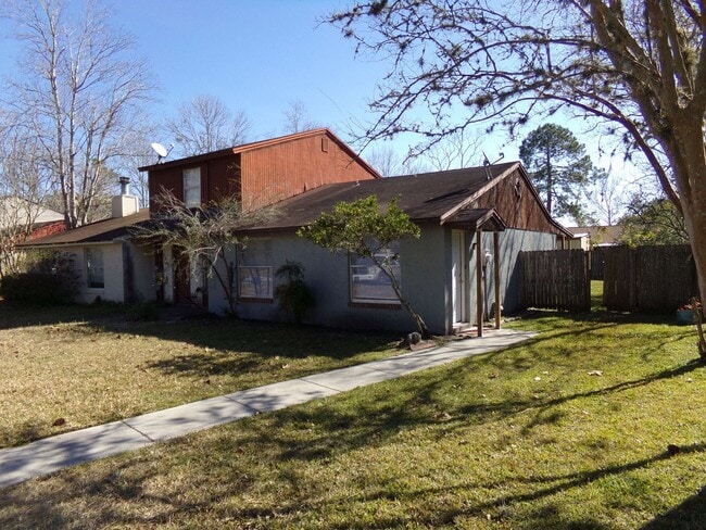 Photo - Spacious 2/1 Condo for Rent