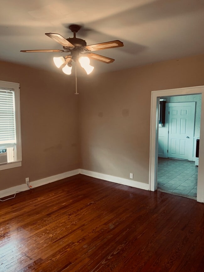 Photo - 113 S 2nd St