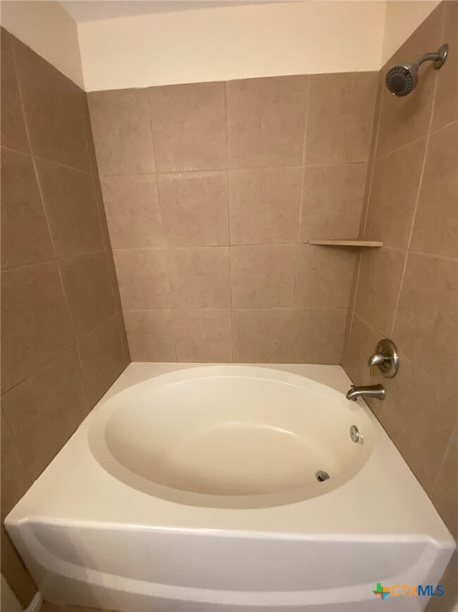 Building Photo - 3109 Douglas Fir Dr