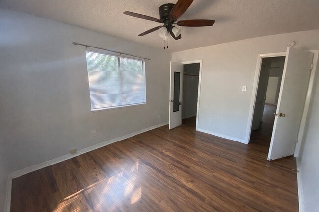 Photo - 5302 Avenue G Unit A