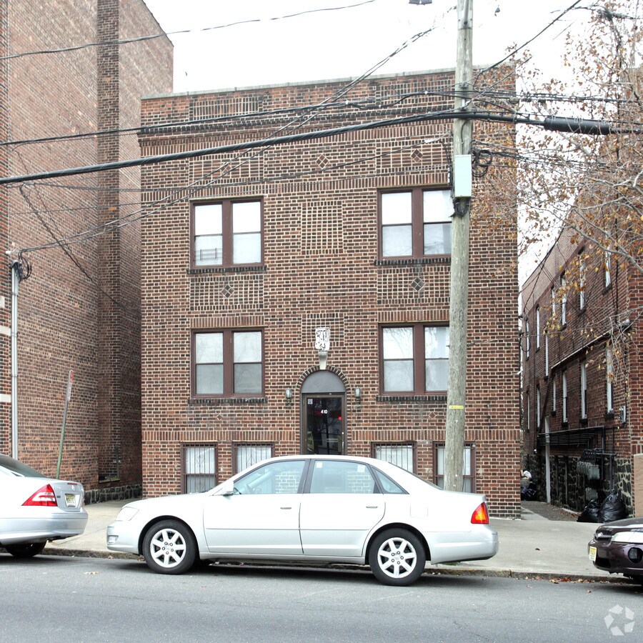 Photo - 410 Anderson Ave