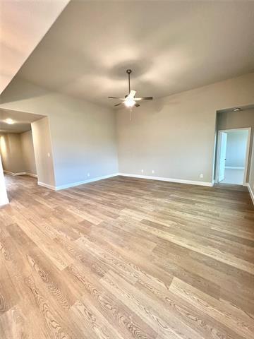Photo - 1411 Winters Wy