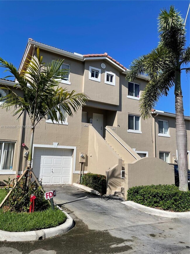 Photo - 154 Riviera Cir