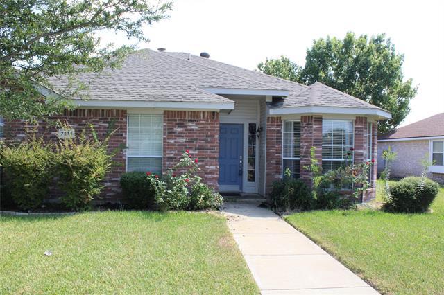 Building Photo - 7214 Maplewood Dr