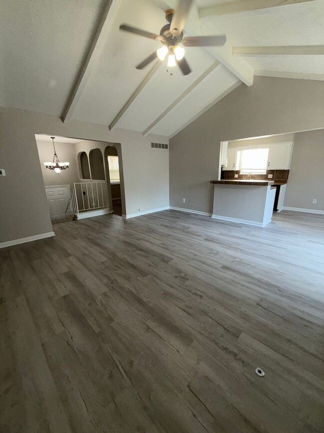 Photo - Spacious 3 Bedroom Home with Finished Base...