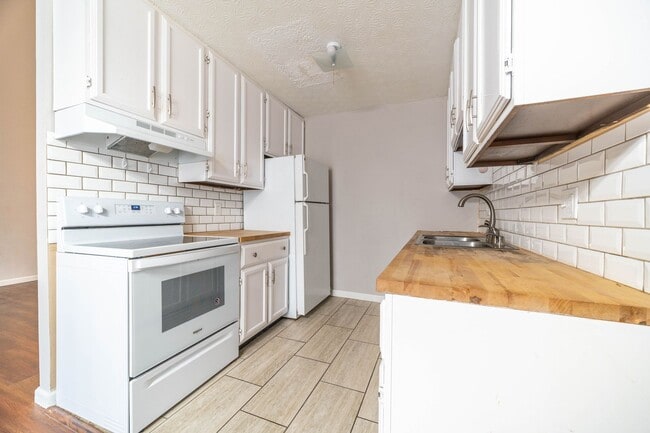 Photo - 2755-2759 Independence Way Unit 2759 Independence Way