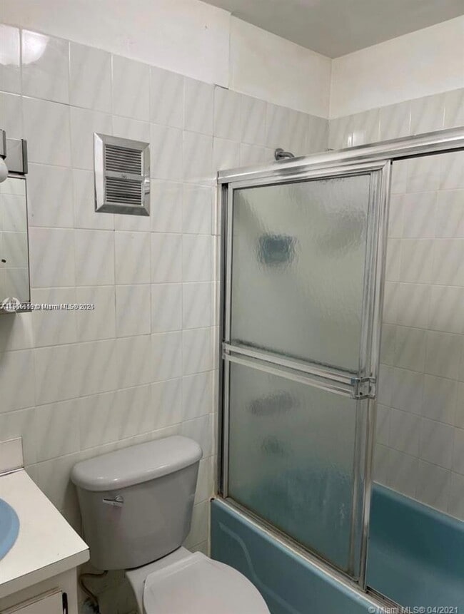 Photo - 440 E 23rd St Unidad 1305