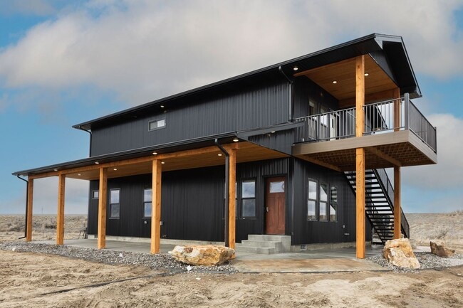 Photo - L2422OY Unit Upstairs