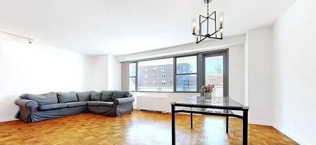 Building Photo - 2500 Johnson Ave