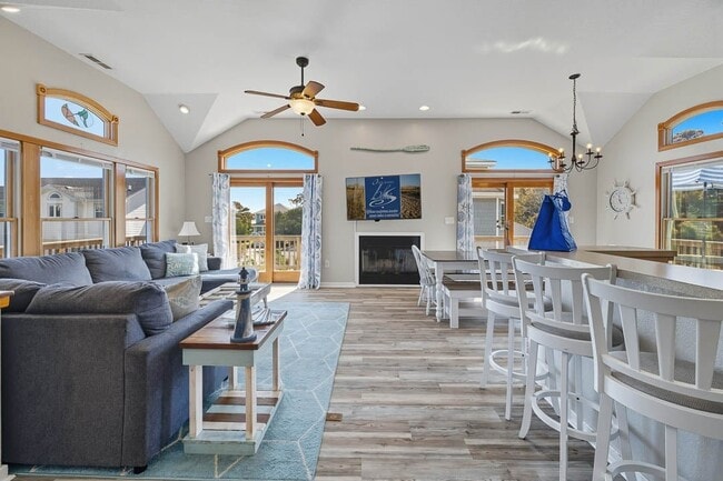 Photo - 750 Sea Horse Ct
