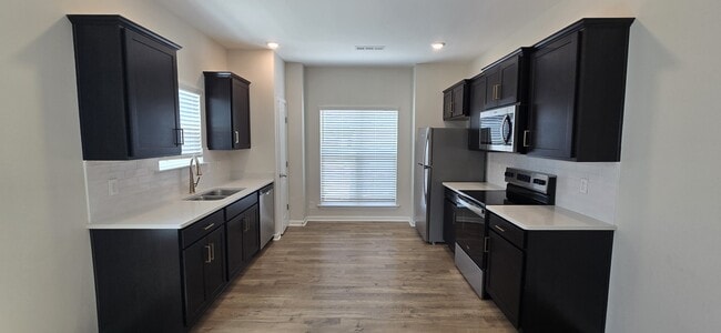 Photo - 5158 Park Cir