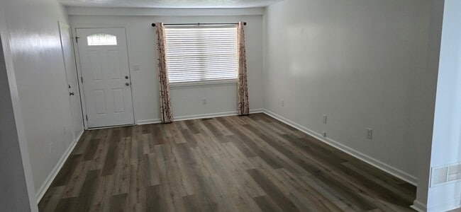 Family Room - 3862 Brickenwood Trce Unit T-3862