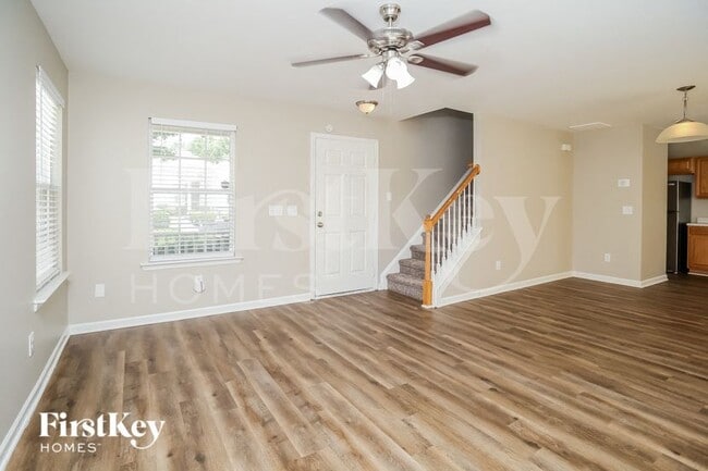 Photo - 292 Hiawassee Dr