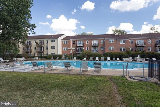 Photo - 9479 Fairfax Blvd Unit 203