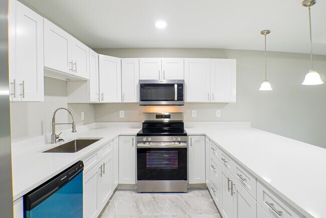 Photo - Brand New Duplex 2024 3 beds 2 baths with ...