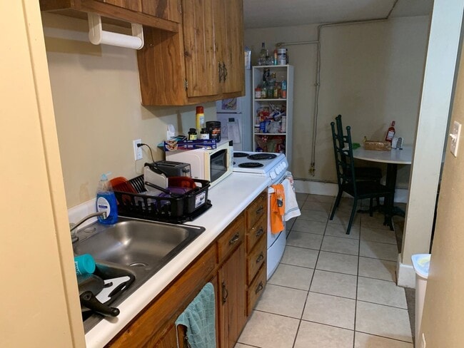 Photo - 1841 6th Ave Unit B