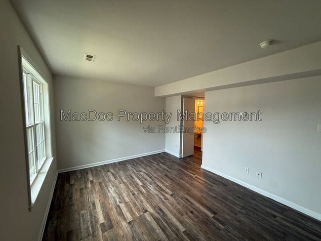Photo - 400 Rann Ct