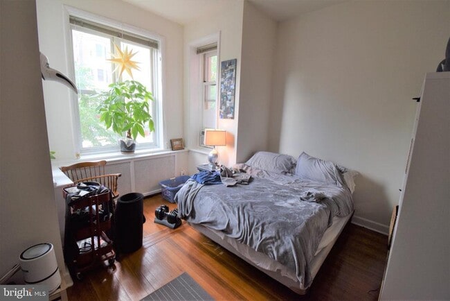 Photo - 2112 O St NW Unit 1