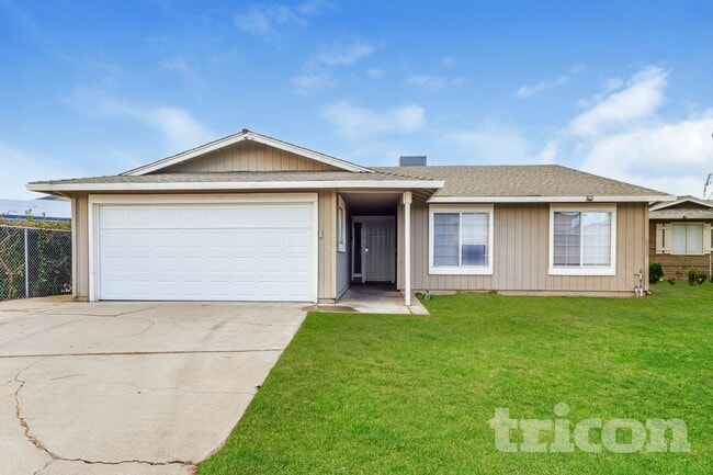 Building Photo - 215 Loy St.