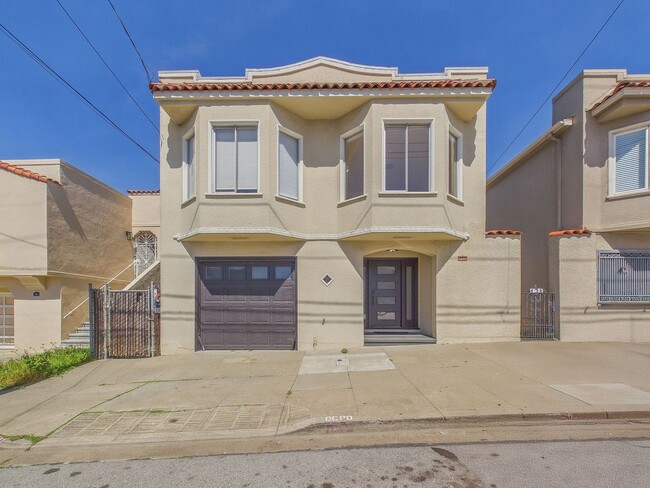 Building Photo - 58 Vale St Unit 58 Vale