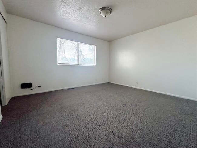 Photo - 305 S 100 E Unit 102