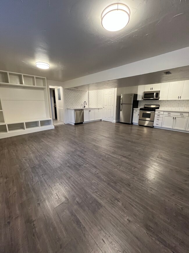 Photo - 415 Valley View Dr