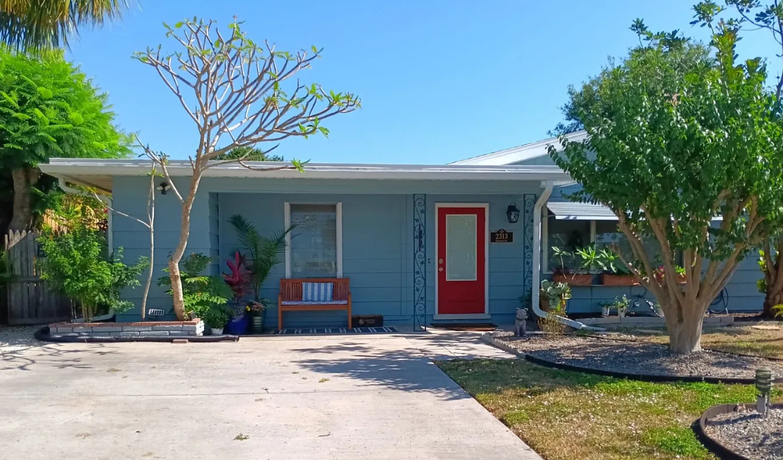 Photo - 2313 Datura St House