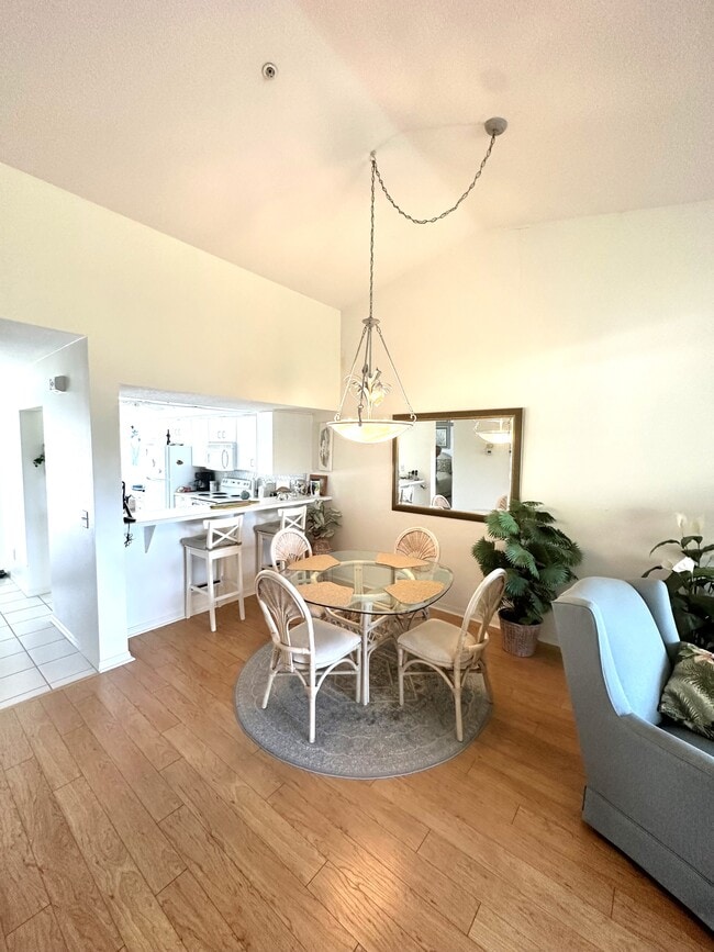 Photo - 204 Silver Lake Dr