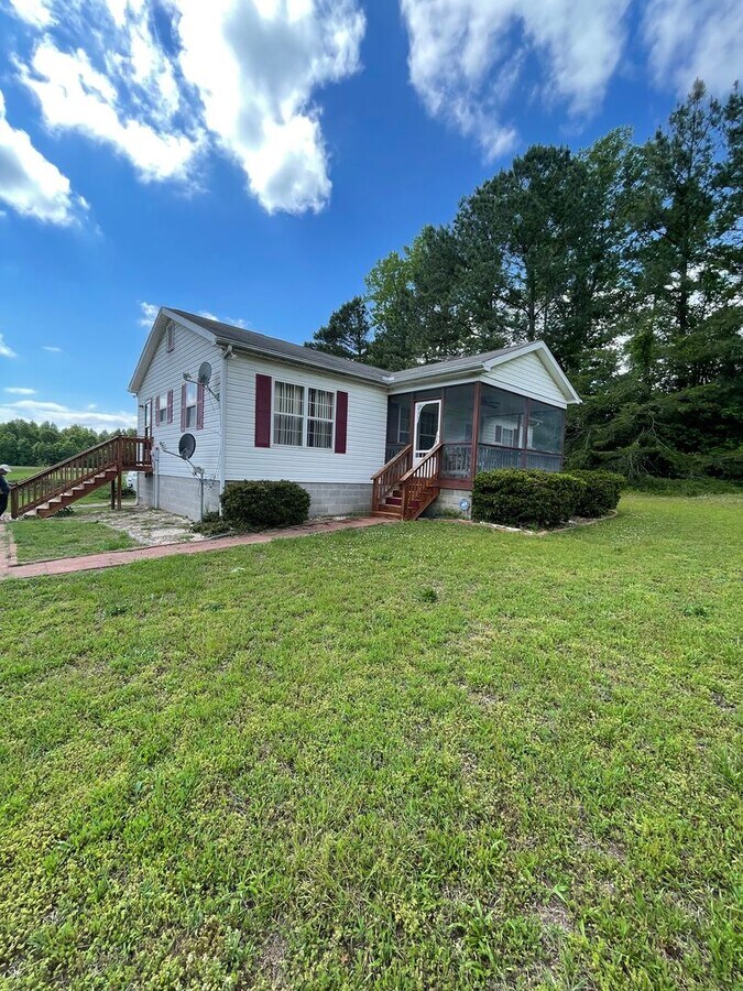 Hone 3 Bedroom 2 bath Screened in Porch - Hone 3 Bedroom 2 bath Screened in Porch House