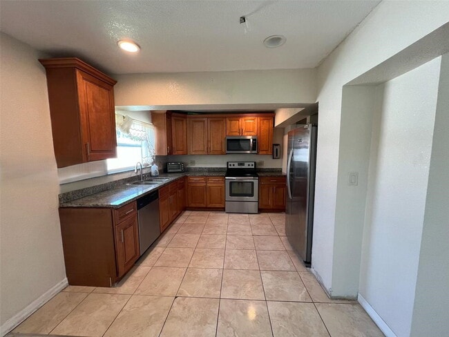 Photo - 7531 Shalimar St
