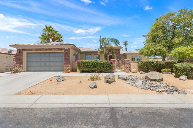 Photo - 145 Bellini Way