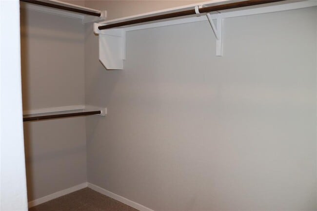 Photo - 225 Graver St