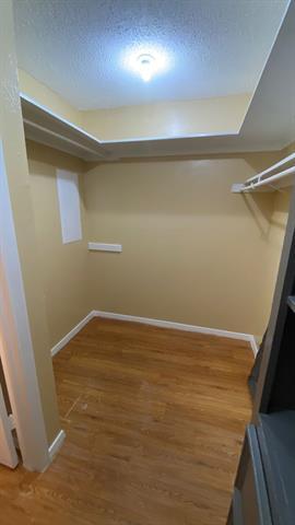 Photo - 524 Towne House Ln