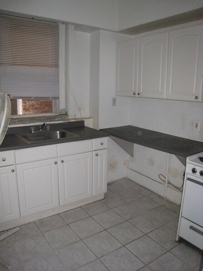 Photo - 71 Brighton Ave Unit 4