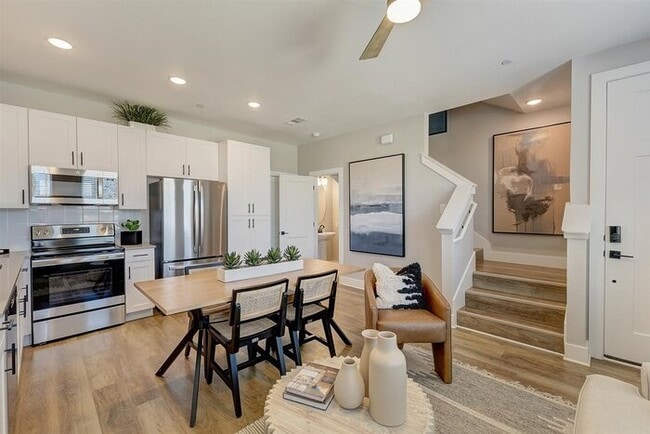 Photo - 3901 Constantine Dr